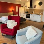 #8 Ommi Kese See-suite Fd Sauna Hund Terrasse Apartment *
